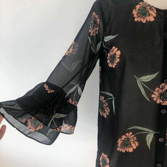 CAbi La Di Da Black Sunflower Floral Sheer Blouse Top Style 5206 Women Size XS - Picture 7 of 10